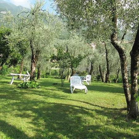 Hotell Carlo Brenzone sul Garda