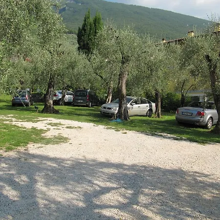 Hotell Carlo Brenzone sul Garda